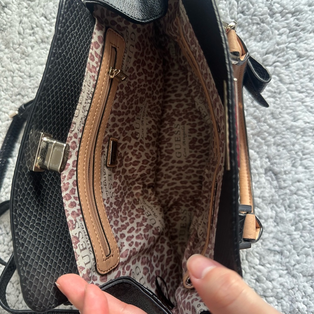 Guess Black and Tan Shoulder Bag